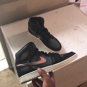 Jordan 1 “Bronze Metal”